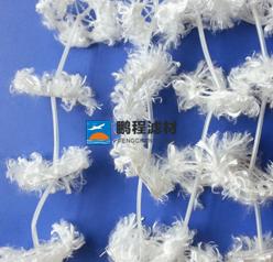 �~���M������